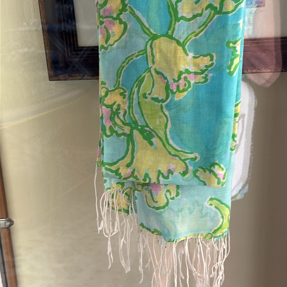 Elegant Floral Scarf in Blue and Green